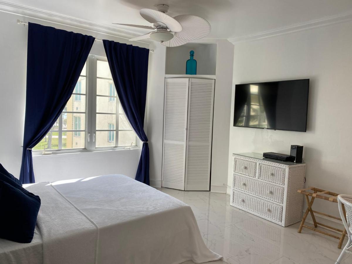 Sobe Ocean View Ocean Dr Charming Studio -316 Miami Beach Kültér fotó