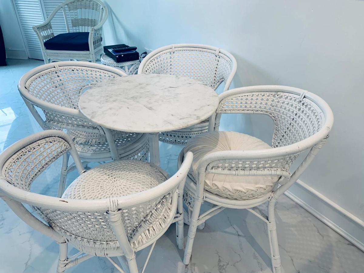 Sobe Ocean View Ocean Dr Charming Studio -316 Miami Beach Kültér fotó